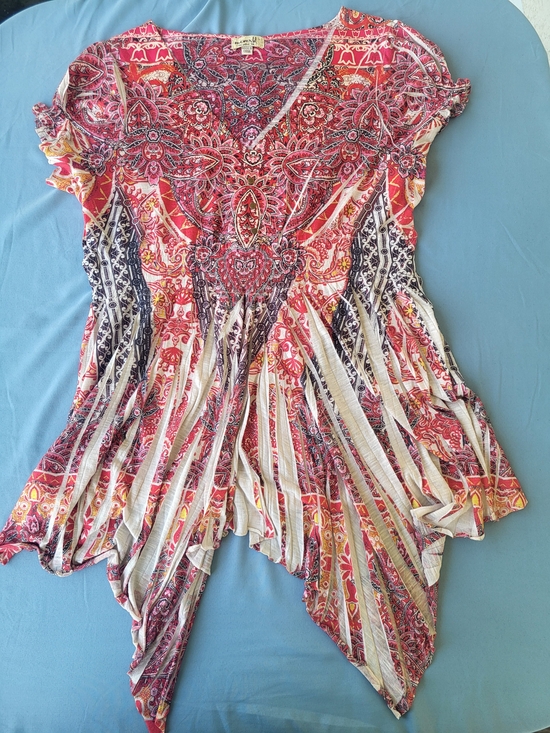 ONE WORLD Tops - ONE WORLD Red Paisley Handkerchief Hem Tunic